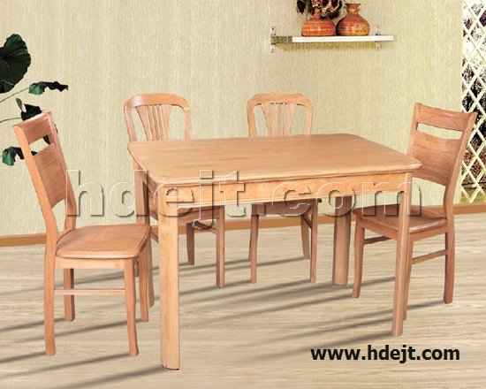 點(diǎn)擊查看商品:餐桌椅